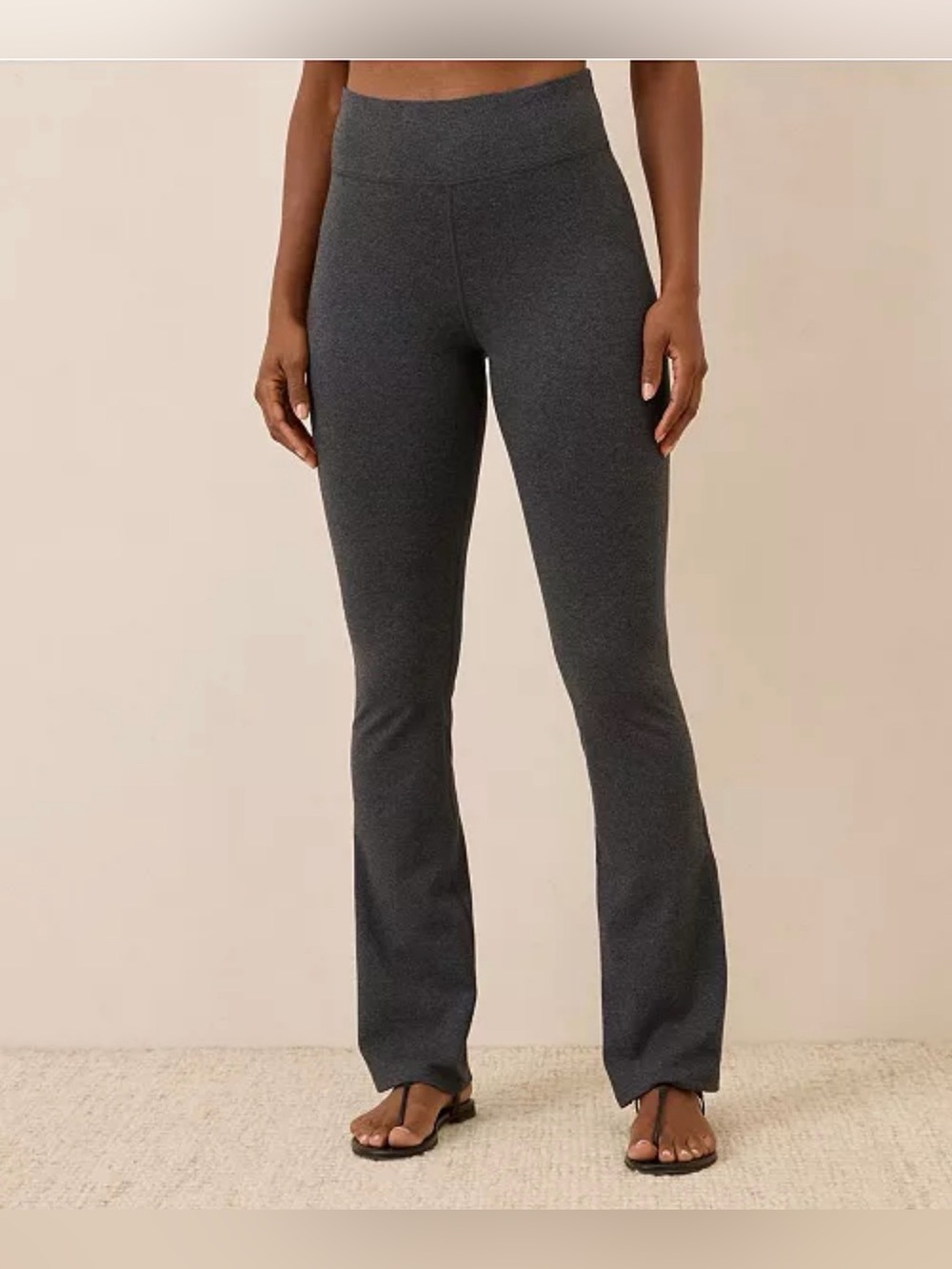 NWT Pact Women’s On the Go-To Bootcut Legging in Charcoal Heather Grey